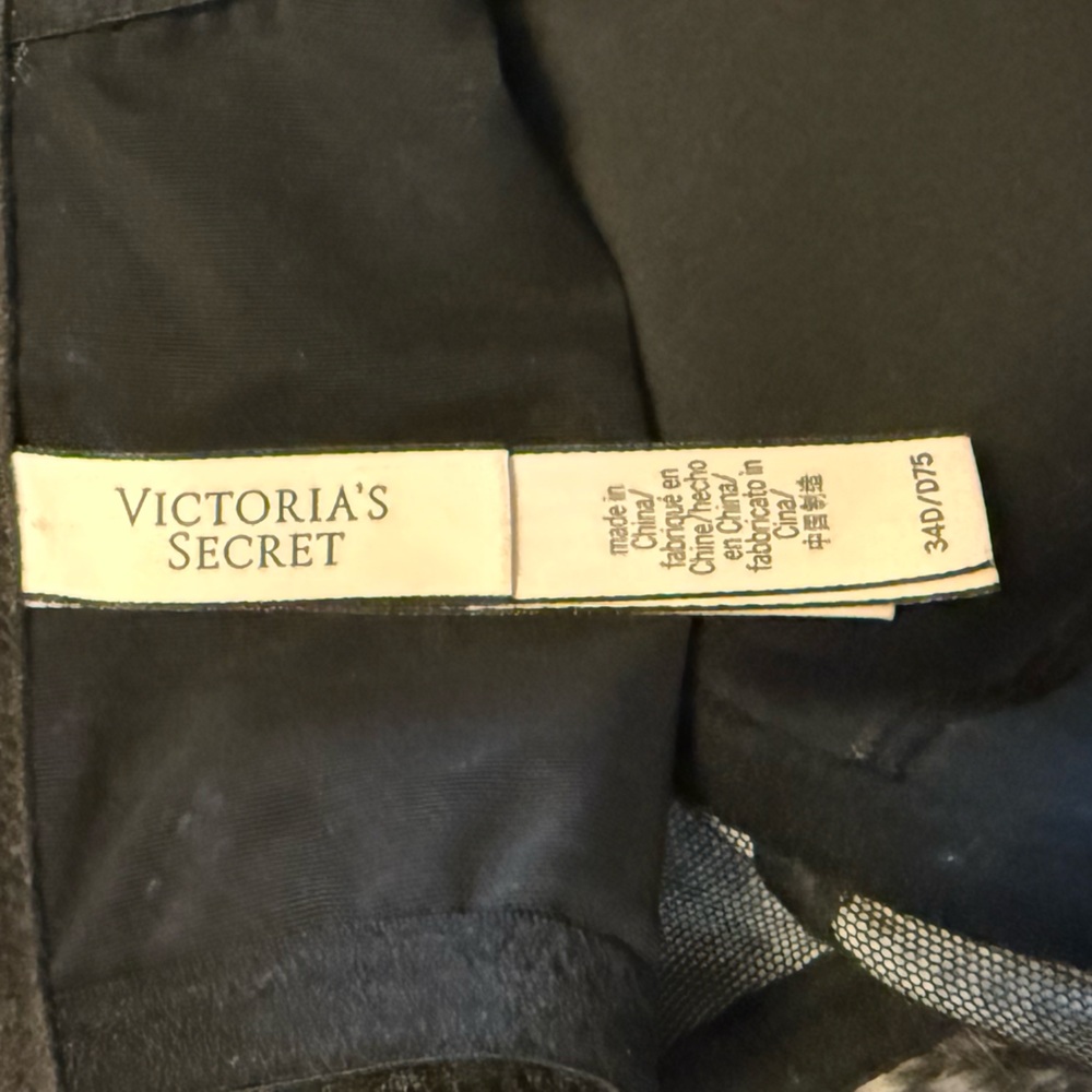 Victoria's Secret Plaid Long Line Bra Top - Black, White, Red Size 34D - Picture 4 of 10